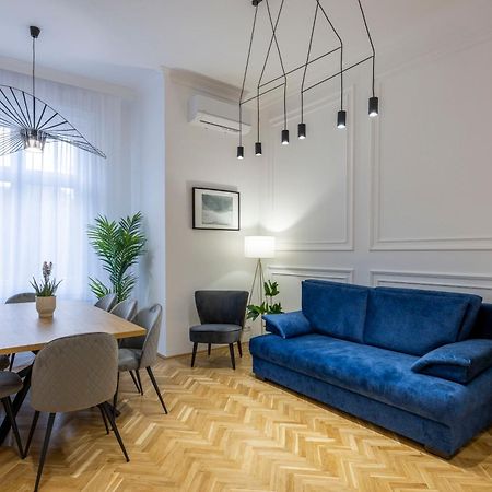 Luxurious Central 4Bedrm 3Bathrm Residence W/ Balcony Budapest Exteriör bild