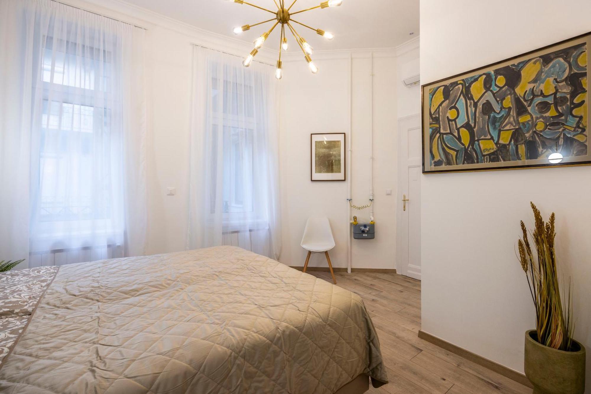 Luxurious Central 4Bedrm 3Bathrm Residence W/ Balcony Budapest Exteriör bild